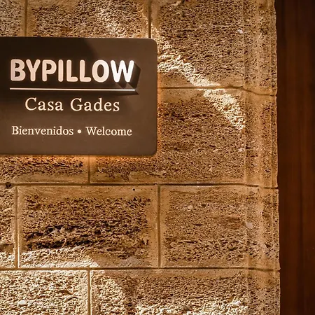 Bypillow Casa Gades Pensión Cádiz